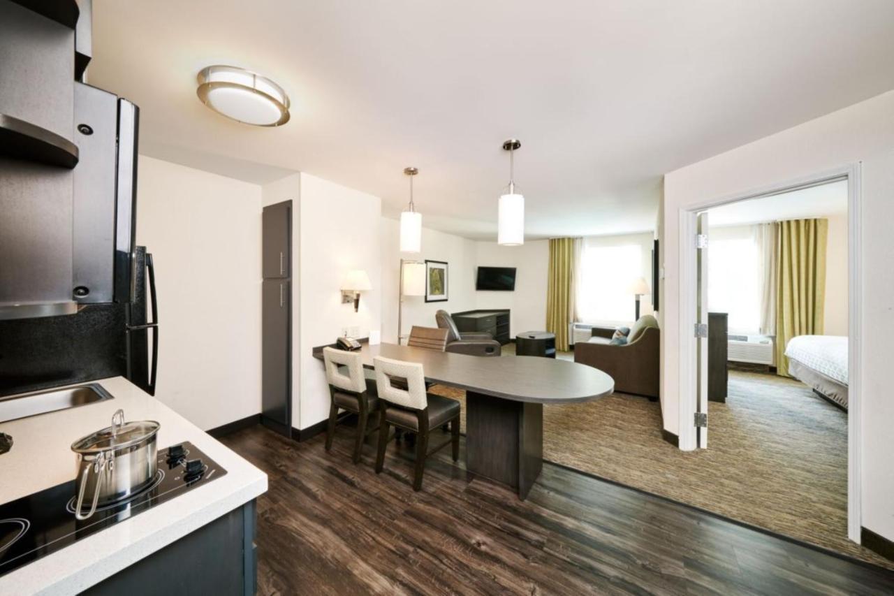 Candlewood Suites Pueblo By Ihg Eksteriør bilde